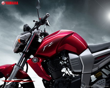 Hire a Yamaha Fz16 Motorcycle in Nunoa from 5 per day