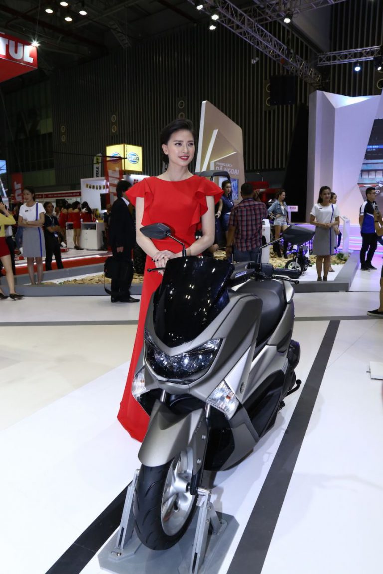 Lộ diện những dòng xe độc đáo của Yamaha trong ngày đầu MOTORCYCLE SHOW 2016