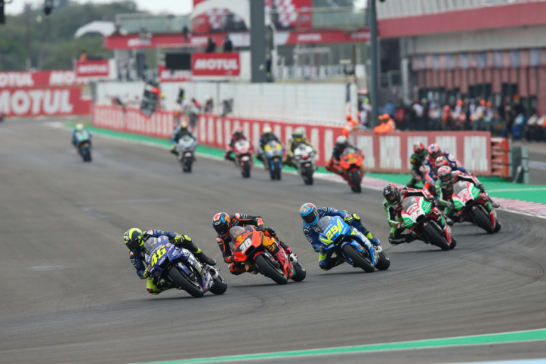 Kết quả vòng 2 MotoGP: Tiểu xảo của Marquez và cái giá đắt cho VR46