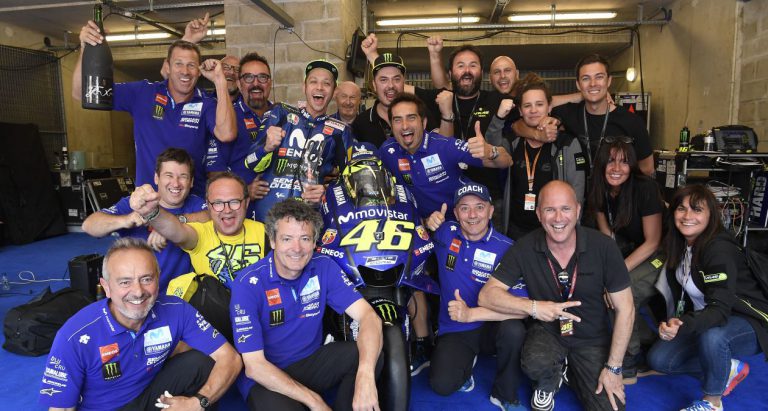 Kết quả vòng 5 MotoGP: Rossi kiên cường và cú "sốc" tinh thần giành podium tại LeMans