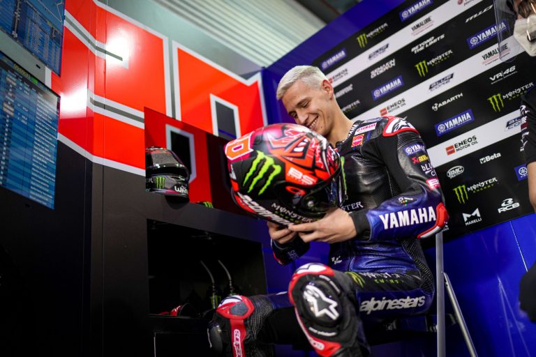 ĐỘI ĐUA MONSTER ENERGY YAMAHA MOTOGP SẼ TRỞ LẠI ĐƯỜNG ĐUA QUỐC TẾ LOSAIL ĐỂ BẮT ĐẦU MÙA GIẢI MOTOGP 2021