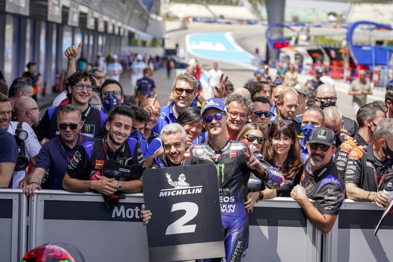 MOTOGP 2022: QUARTARARO TIẾP TỤC DẪN ĐẦU GIẢI ĐUA VỚI VỊ TRÍ THỨ 2 TẠI CHẶNG ĐUA TẠI TÂY BAN NHA