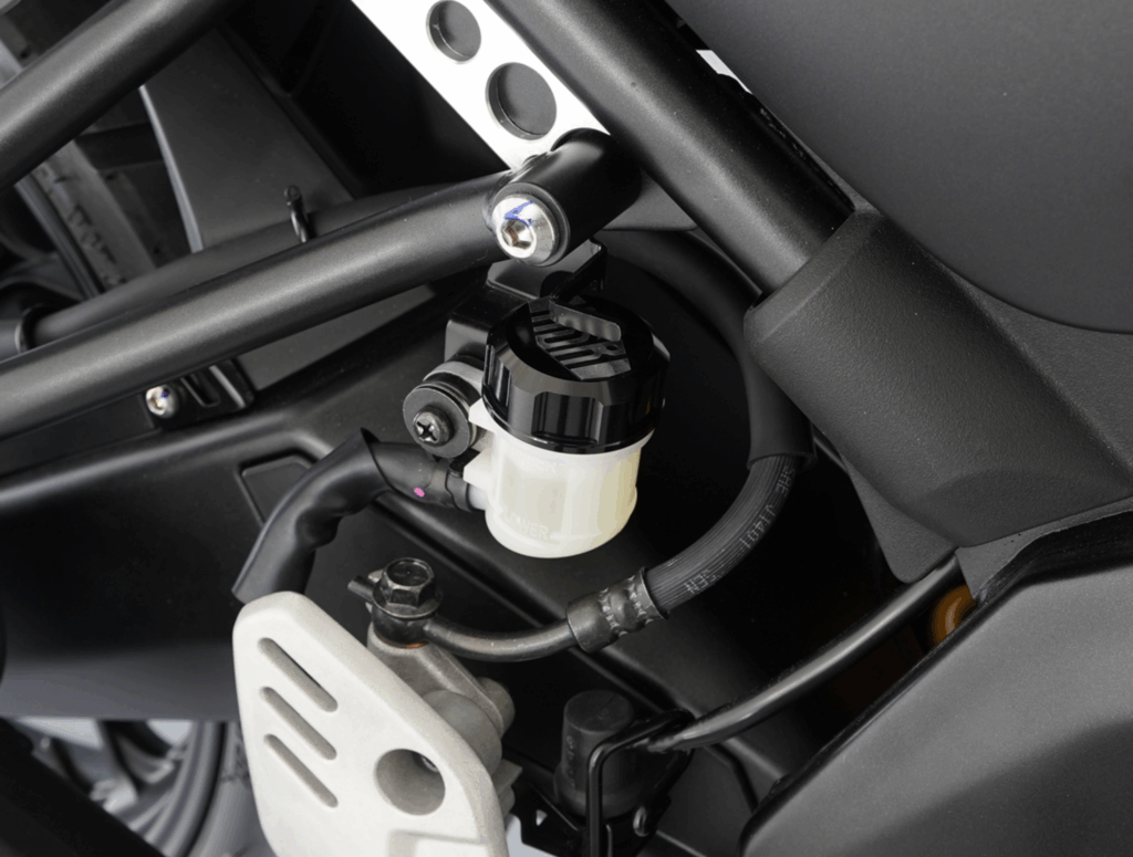 Nắp Bình Dầu Phanh Sau XS155R