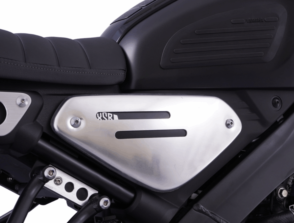 Ốp Sườn Trái Phải XS155R