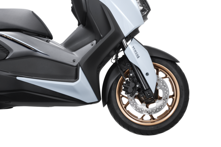 HỆ THỐNG PHANH CHỐNG BÓ CỨNG, TRANG BỊ ABS, LỐP TRƯỚC 15 INCH