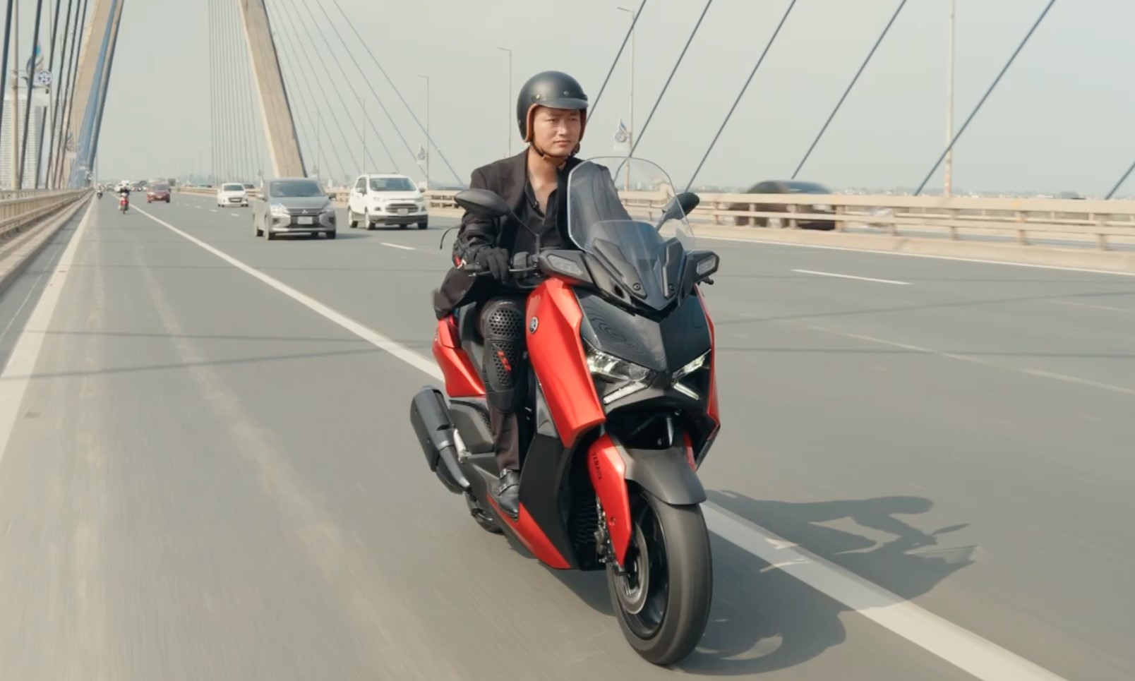 Yamaha XMAX 300 với khả năng vận hành vượt trội