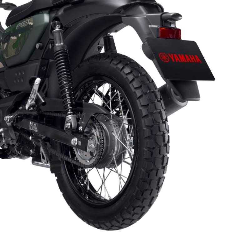 LỐP GAI TO BẢN VỚI TIẾT DIỆN VÂN GAI LỚN