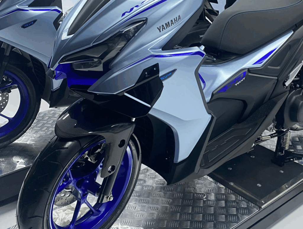 Bộ cánh gió trước NVX 2025